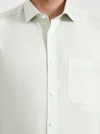 Pista Solid Regular Fit Formal Shirt | JadeBlue