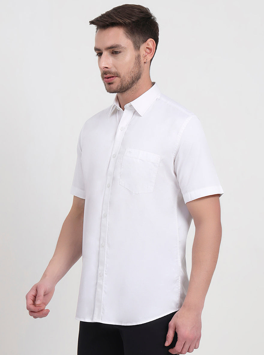 White Solid Smart Fit Semi Casual Shirt | JadeBlue