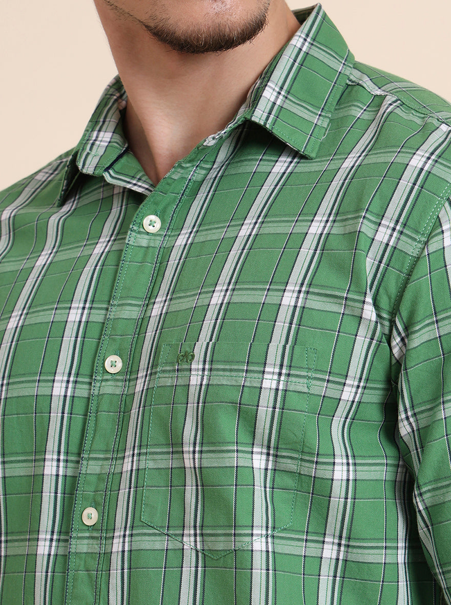Light Green Checked Slim Fit Casual Shirt | JadeBlue