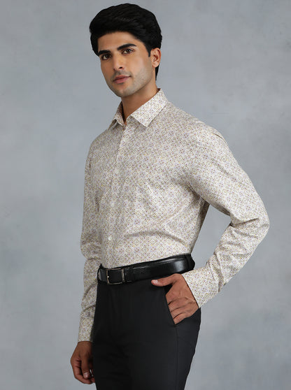 Cream Printed Regular Fit Formal Shirt | JadeBlue