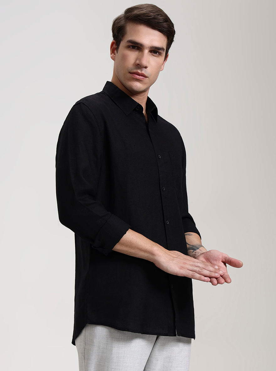 Black Solid Slim Fit Casual Shirt | JadeBlue