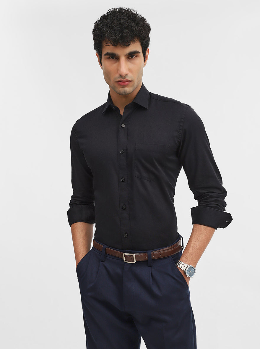Black Solid Smart Fit Semi Casual Shirt | JadeBlue