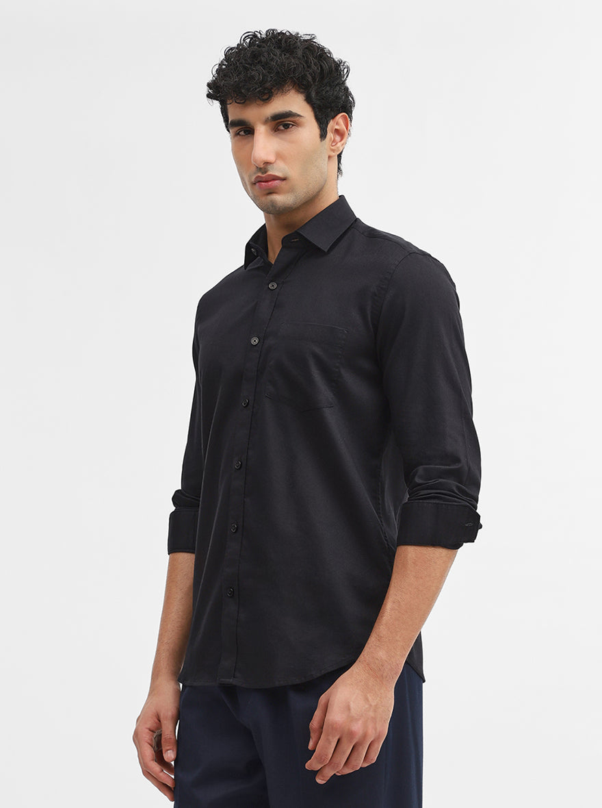 Black Solid Smart Fit Semi Casual Shirt | JadeBlue