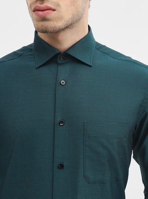 Green Solid Slim Fit Formal Shirt | Metal