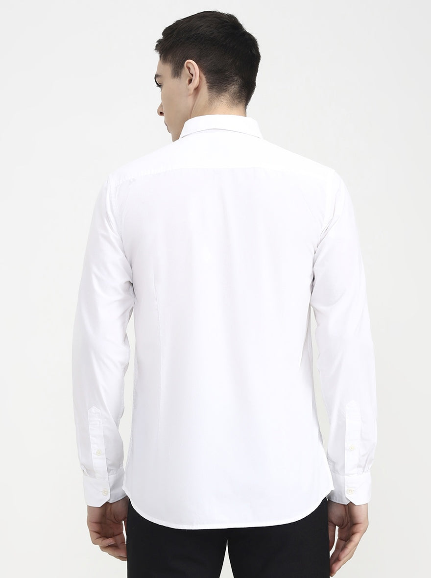 White Solid Slim Fit Casual Shirt | JadeBlue