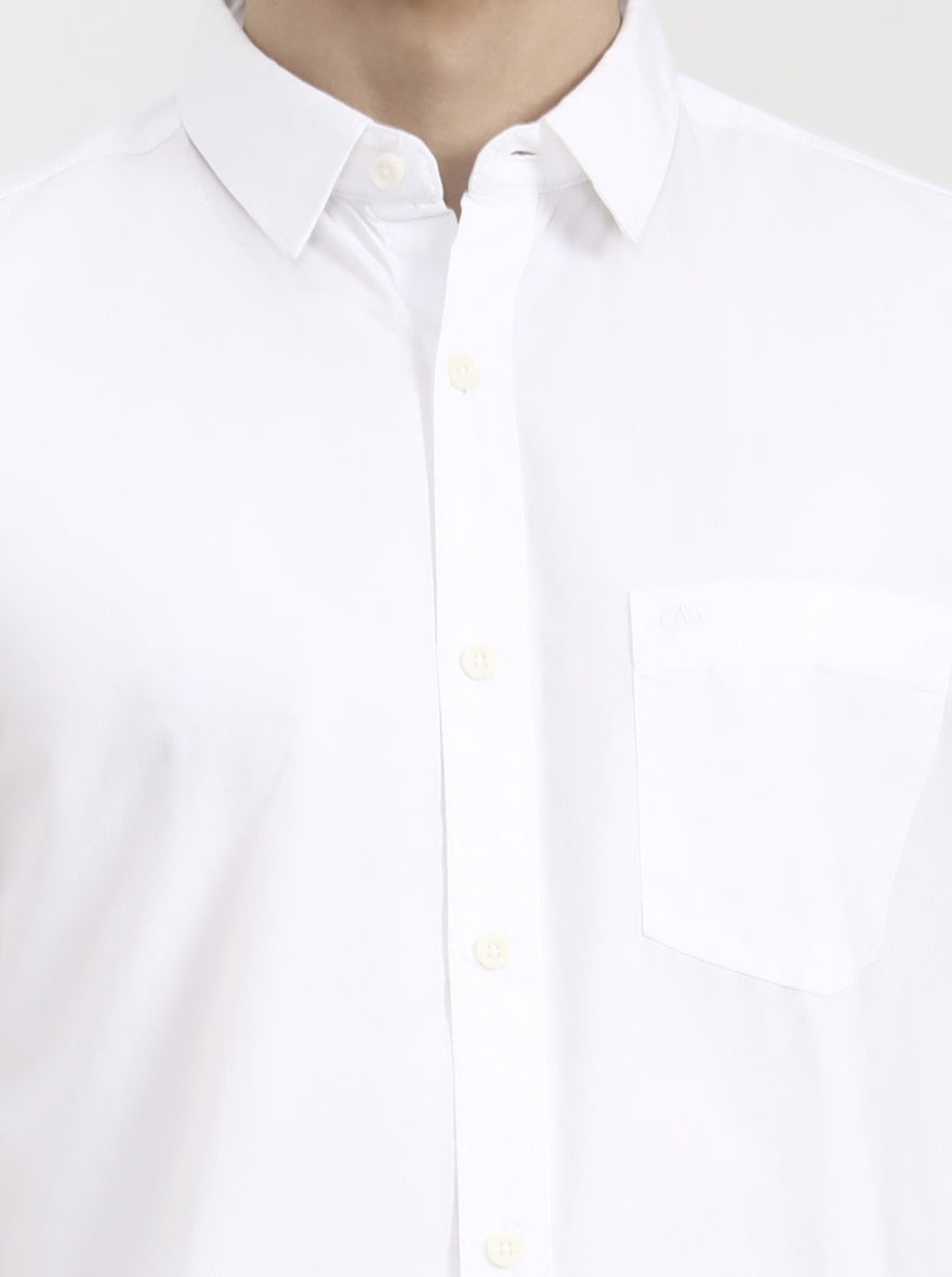 White Solid Slim Fit Casual Shirt | JadeBlue