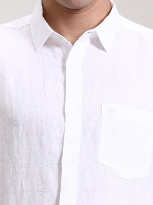 White Solid Slim Fit Casual Shirt | JadeBlue