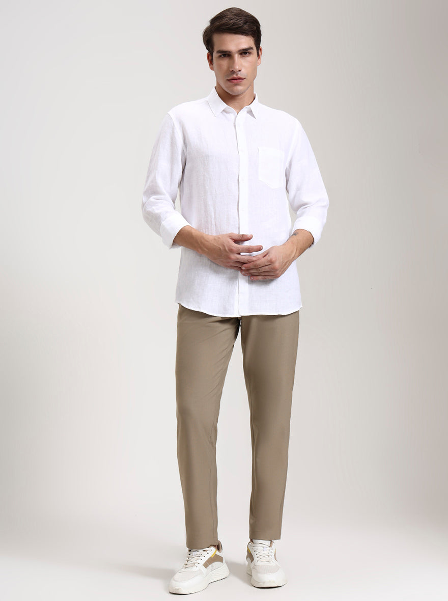 White Solid Slim Fit Casual Shirt | JadeBlue