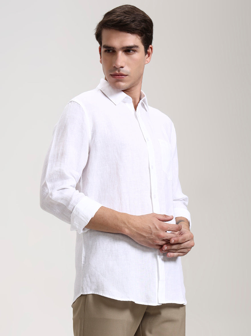 White Solid Slim Fit Casual Shirt | JadeBlue