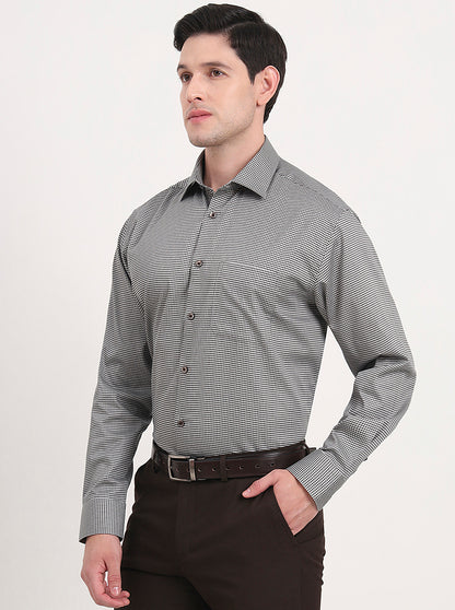 Pista & Black Printed Regular Fit Formal Shirt | JadeBlue