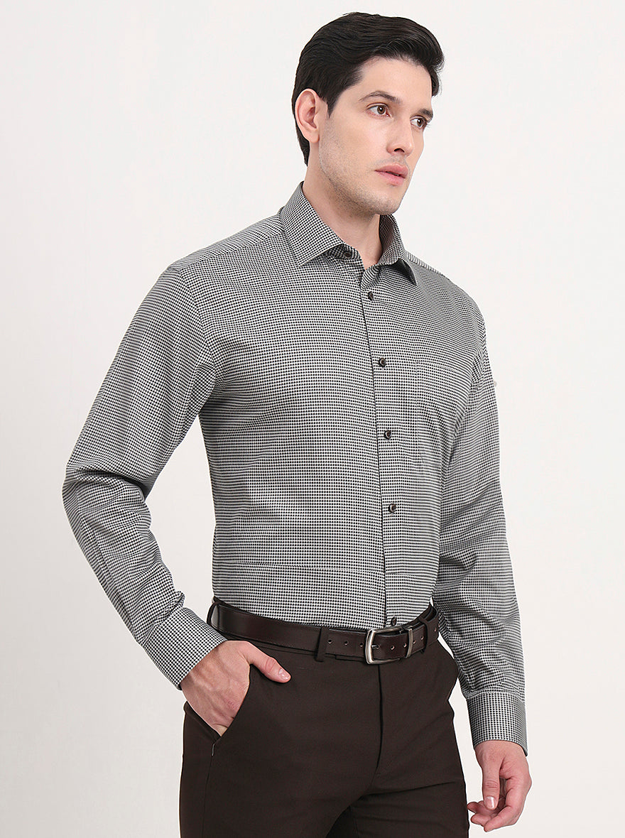 Pista & Black Printed Regular Fit Formal Shirt | JadeBlue
