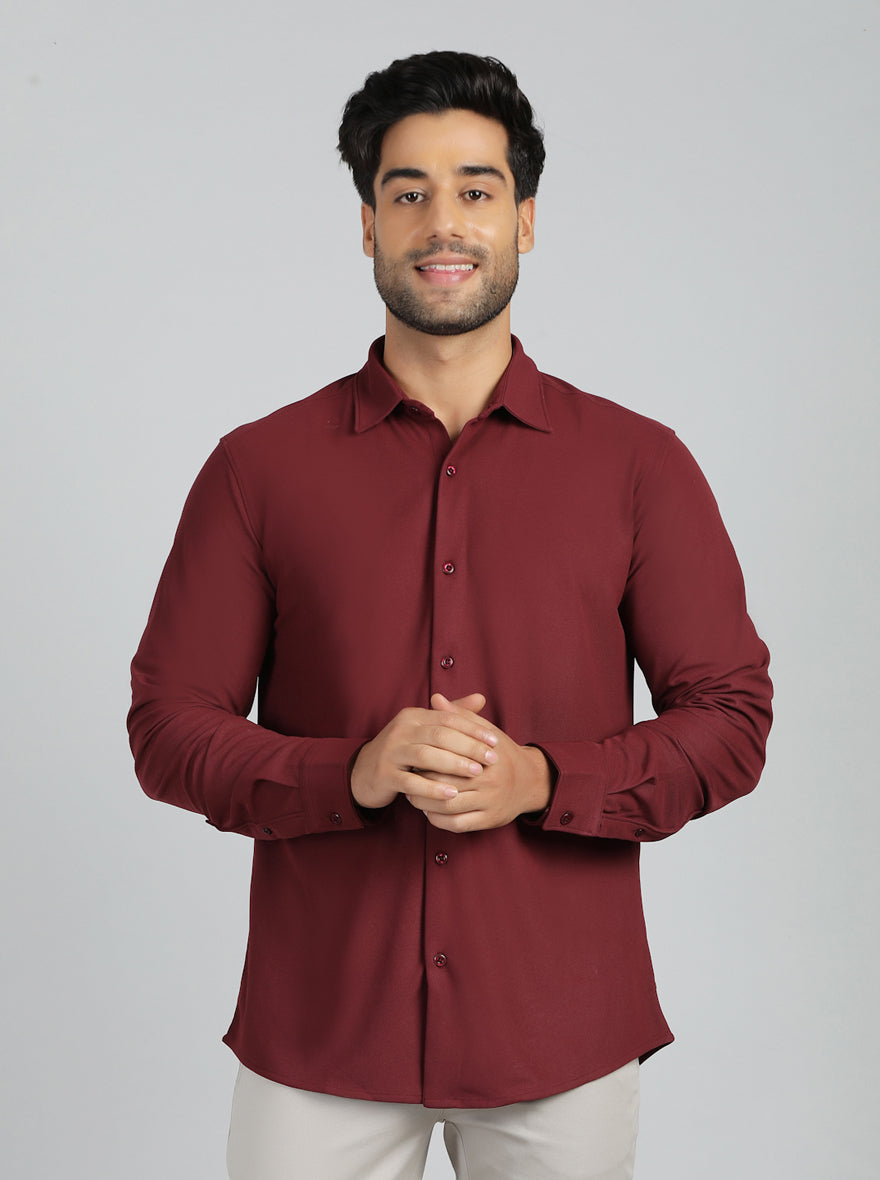 Maroon Solid Slim Fit Casual Shirt | JadeBlue