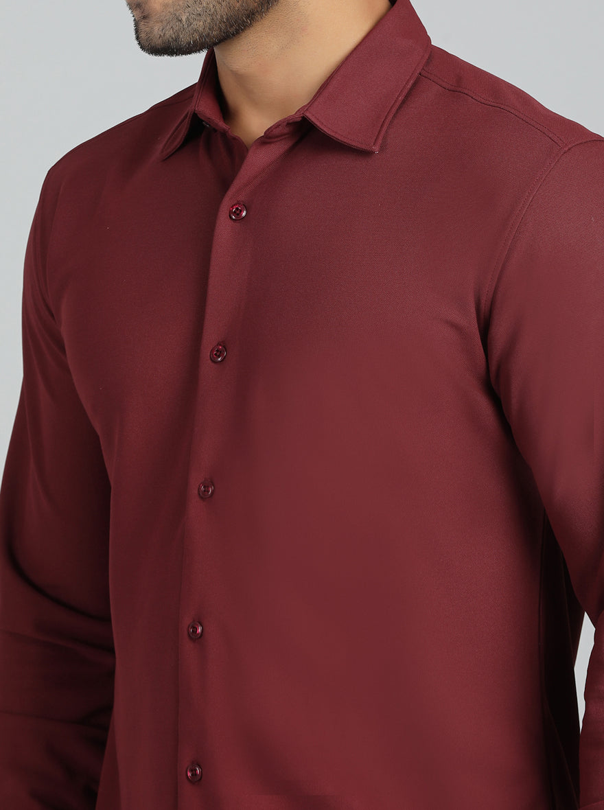 Maroon Solid Slim Fit Casual Shirt | JadeBlue