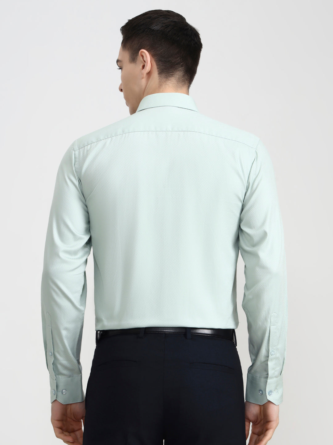 Light Pista  Solid Regular Fit Formal Shirt | JadeBlue