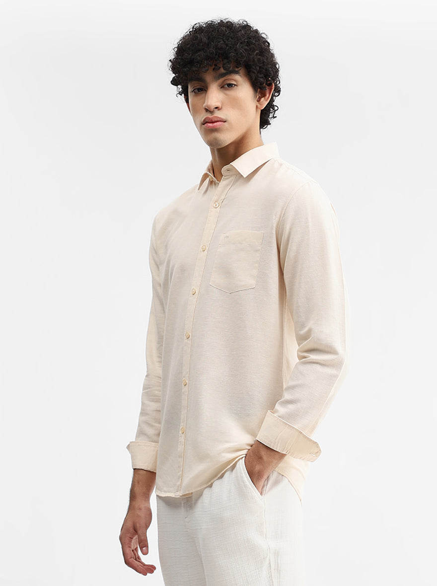 Cream Solid Slim Fit Casual Shirt | JadeBlue