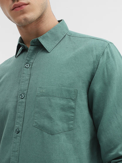 Green Solid Slim Fit Casual Shirt | JadeBlue