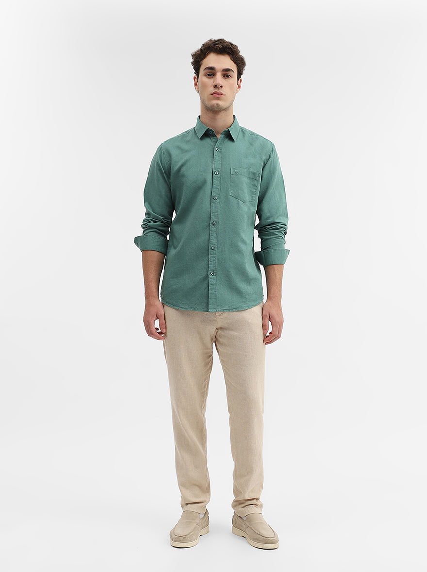Green Solid Slim Fit Casual Shirt | JadeBlue