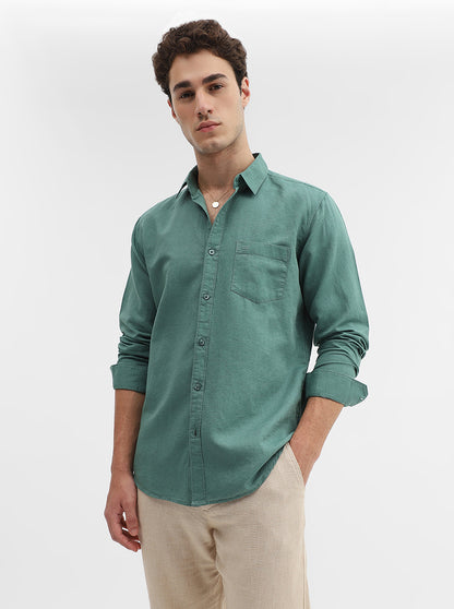 Green Solid Slim Fit Casual Shirt | JadeBlue