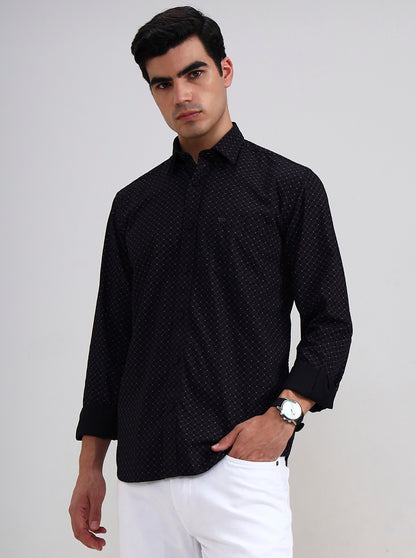 Black & Pink Printed Tailored Fit Semi Casual Shirt | JadeBlue