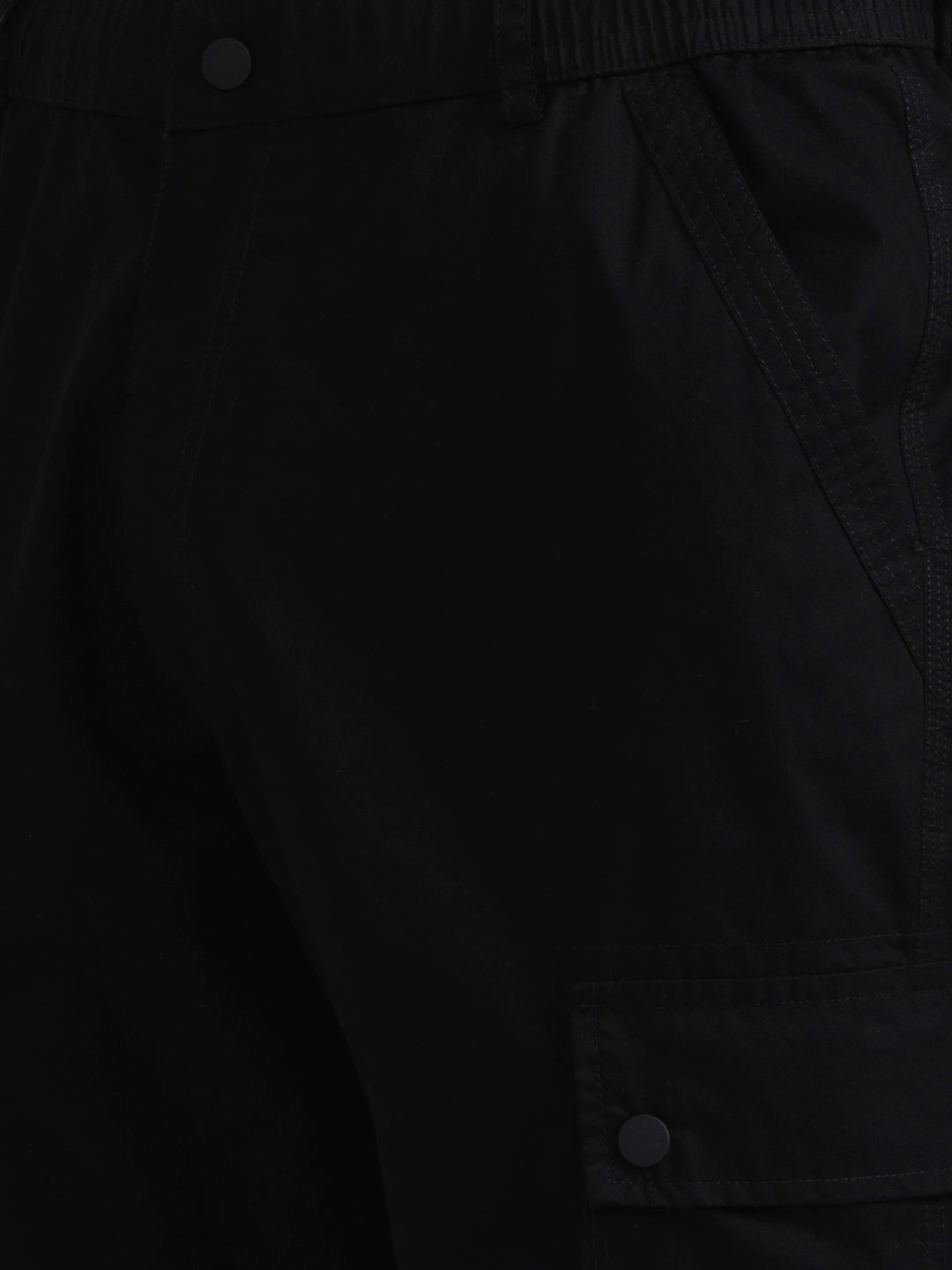 Black Solid Slim Fit Cargo Pant | JadeBlue