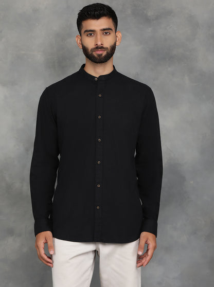 Black Solid Slim Fit Casual Shirt | JadeBlue