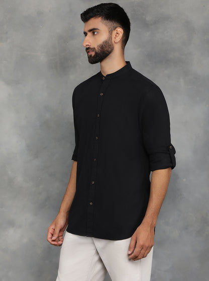 Black Solid Slim Fit Casual Shirt | JadeBlue