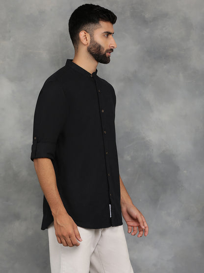 Black Solid Slim Fit Casual Shirt | JadeBlue