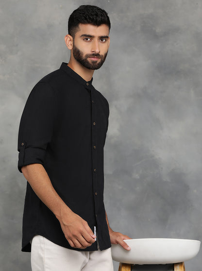 Black Solid Slim Fit Casual Shirt | JadeBlue