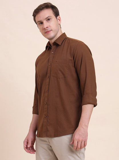 Brown Solid Tailored Fit Semi Casual Shirt | JadeBlue