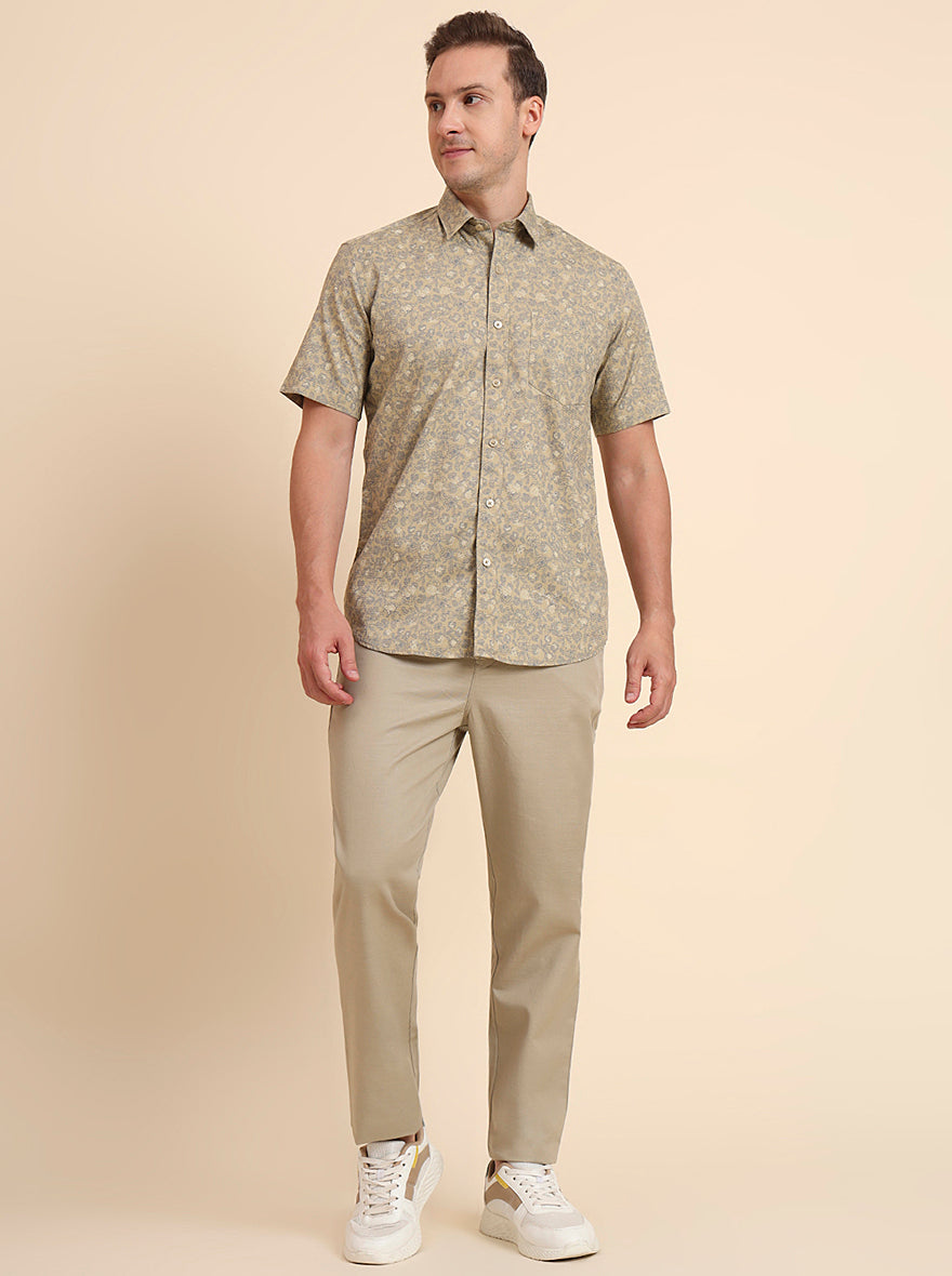 Khaki Solid Regular Fit Track Pant | JadeBlue