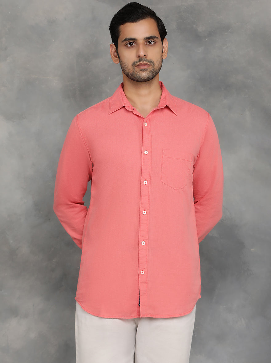 Coral Pink Solid Slim Fit Casual Shirt | JadeBlue