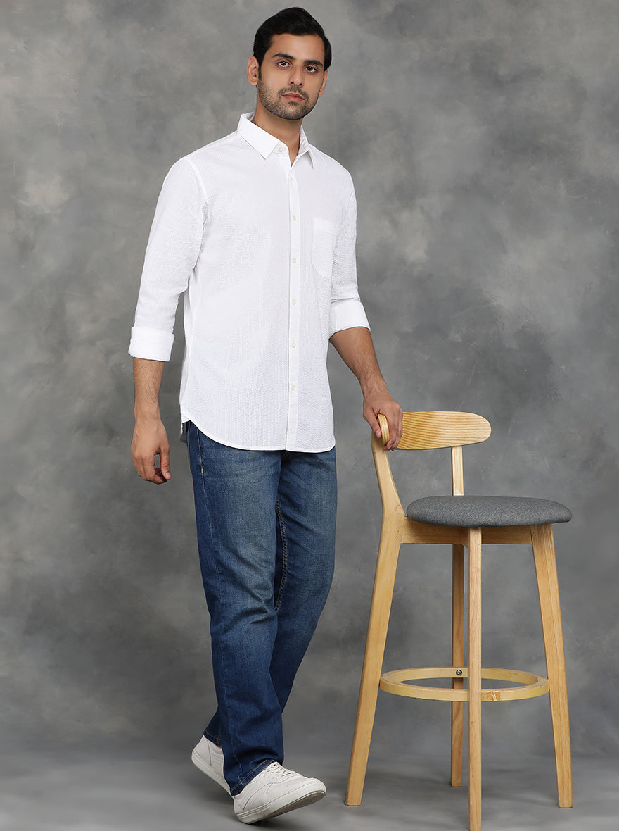 White Solid Slim Fit Casual Shirt | JadeBlue