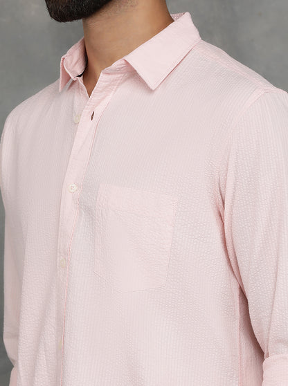 Light Pink Solid Slim Fit Casual Shirt | JadeBlue