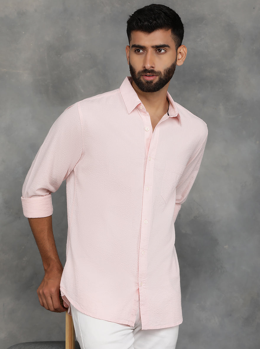 Light Pink Solid Slim Fit Casual Shirt | JadeBlue