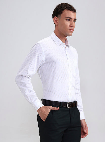 White Solid Regular Fit Formal Shirt | JadeBlue