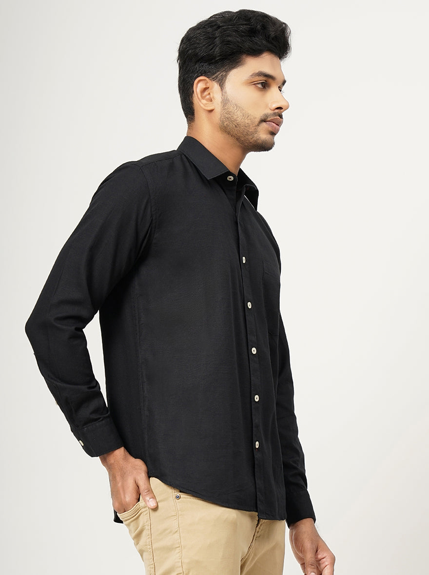 Black Solid Tailored Fit Semi Casual Shirt | JadeBlue