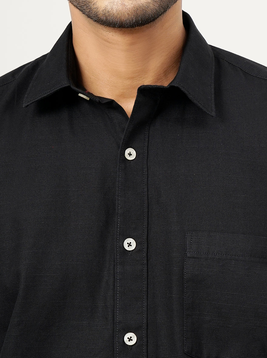 Black Solid Tailored Fit Semi Casual Shirt | JadeBlue