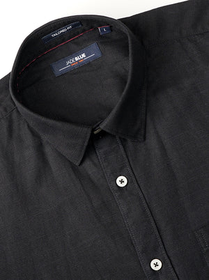 Black Solid Tailored Fit Semi Casual Shirt | JadeBlue