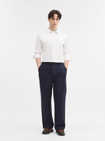 White Solid Slim Fit Casual Shirt | JadeBlue