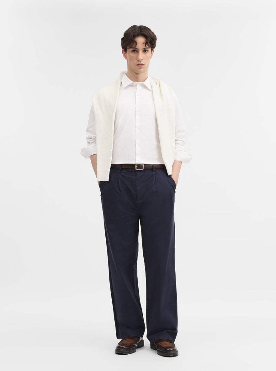 White Solid Slim Fit Casual Shirt | JadeBlue