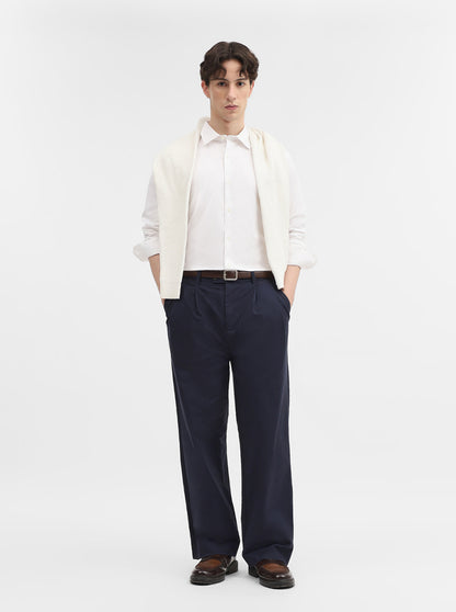 White Solid Slim Fit Casual Shirt | JadeBlue