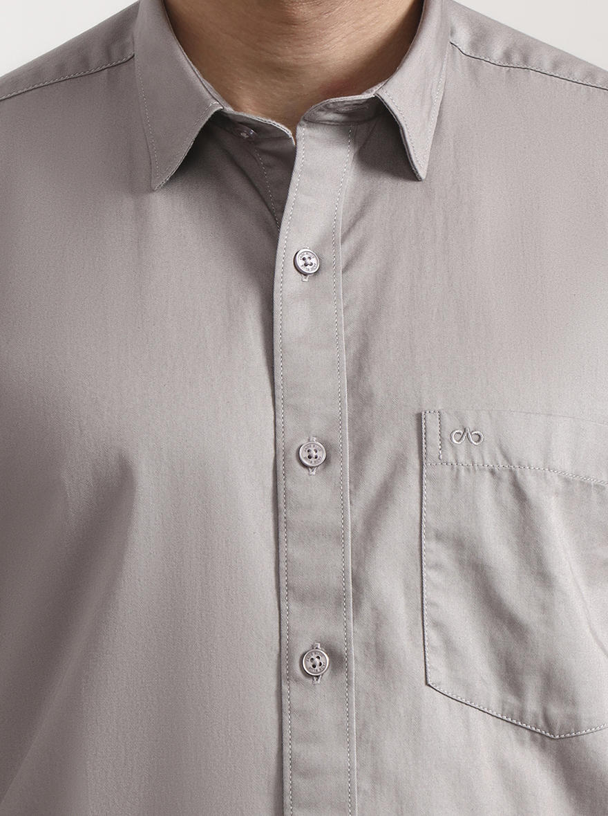 Light Grey Solid Tailored Fit Semi Casual Shirt | JadeBlue