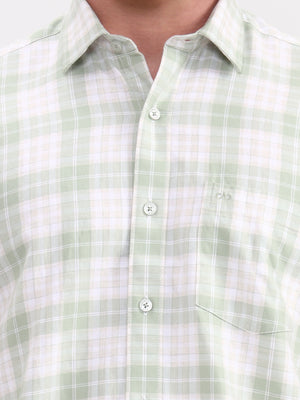 Green Checked Tailored Fit Semi Casual Shirt | JadeBlue