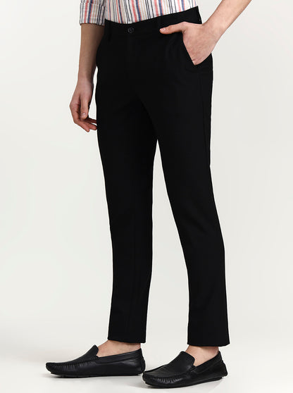 Black Solid Uno Fit Casual Trouser | JadeBlue