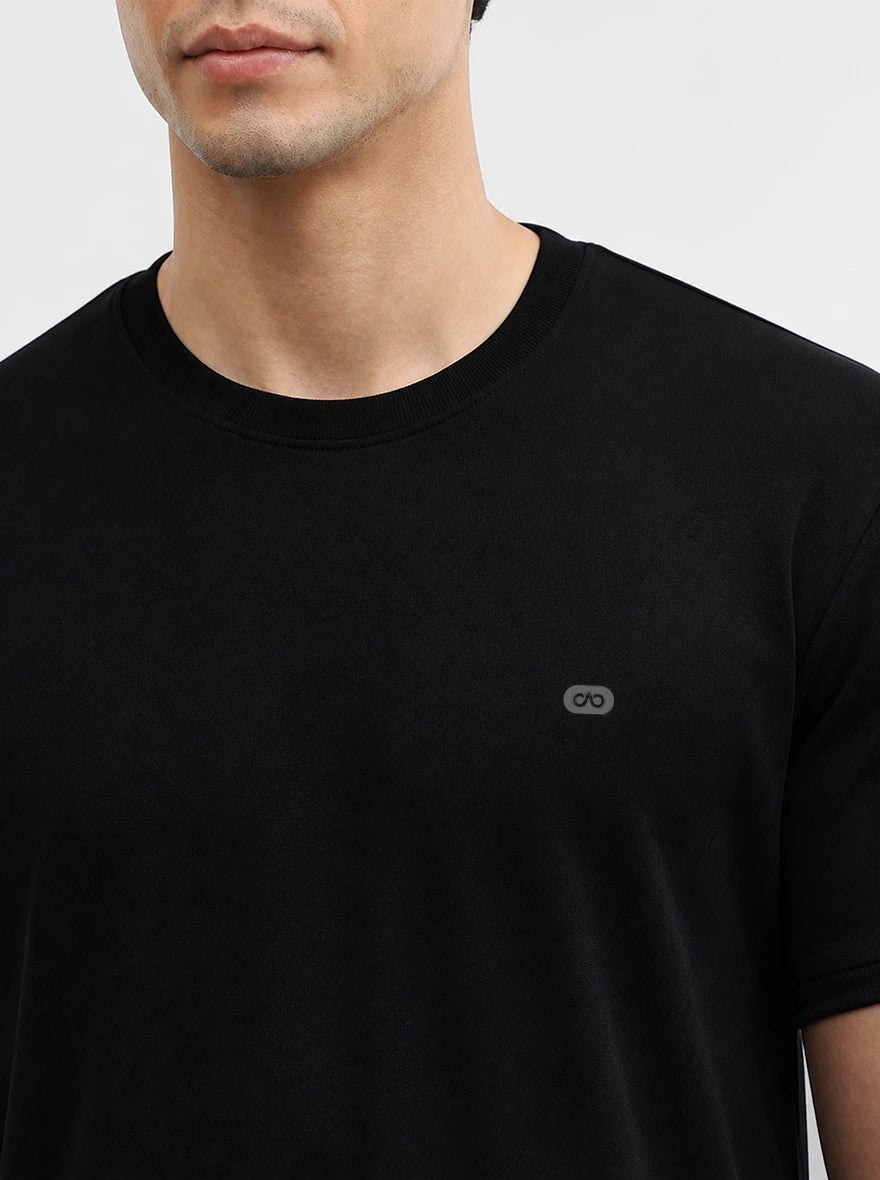 Black Solid Slim Fit T-Shirt | JadeBlue