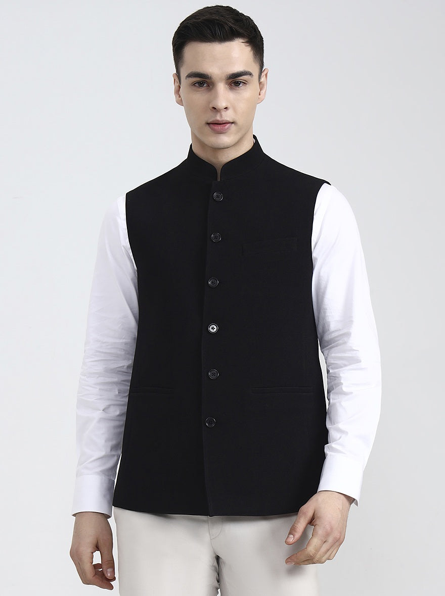 Black Solid Regular Fit Modi Jacket | JadeBlue