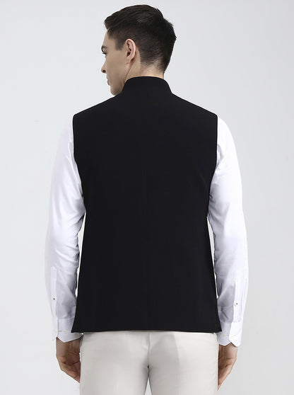 Black Solid Regular Fit Modi Jacket | JadeBlue