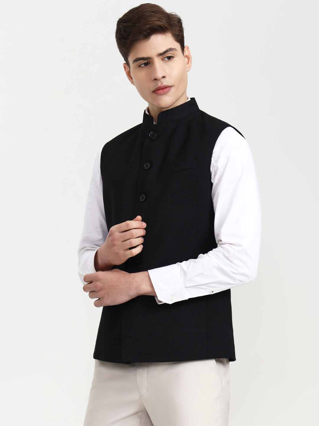 Black Solid Regular Fit Modi Jacket | JadeBlue