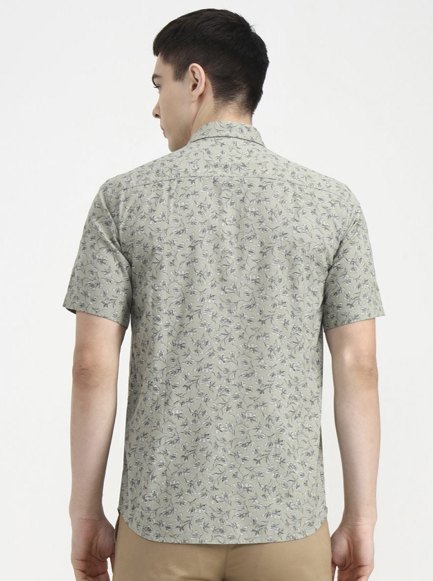 Green Printed Tailored Fit Semi Casual Shirt | JadeBlue