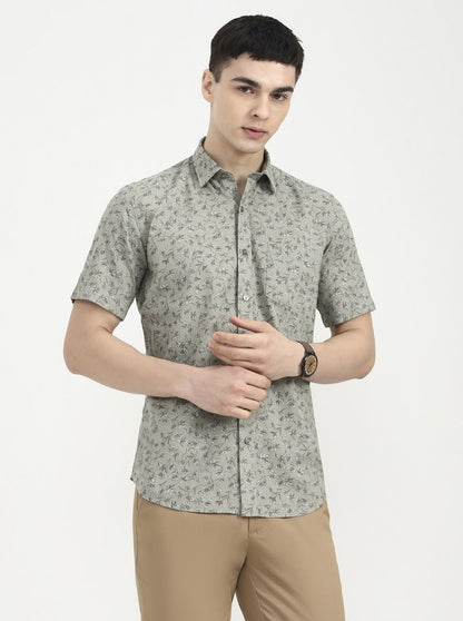 Green Printed Tailored Fit Semi Casual Shirt | JadeBlue